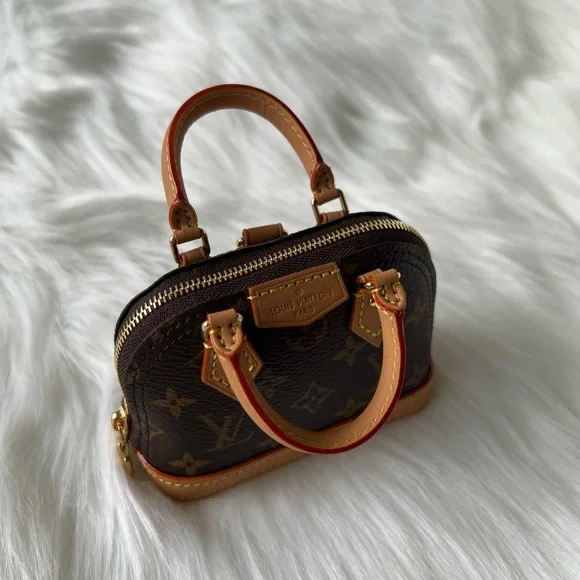 Miniature Alma - Picture 5 of 5